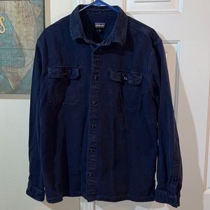 Patagonia Long-Sleeved Organic Cotton Solid Flannel Shirt